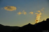 /album/%e5%a4%8f/%e5%9c%b0%e7%8d%84%e8%b0%b7%e3%81%ae%e6%b9%af%e6%b0%97%e3%81%af%e9%bb%84%e9%87%91%e8%89%b2%e3%81%ab%e3%83%bb%e3%83%bb%e3%83%bb-jpg/